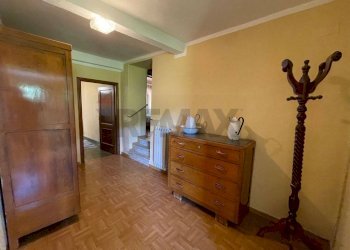 Hall / corridoio - Casa indipendente Borgo a Mozzano - foto 27