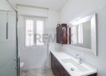 Bagno - Trilocale Via Vincenzo Bellini
 
24, Barlassina - foto 13