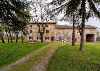 Casa all\'aperto - Independent house Via All'Isola
 
14, Noceto - photo 1