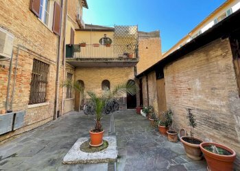 Foto 23 - Quadrilocale Via Branca
 
22, Pesaro - foto 23