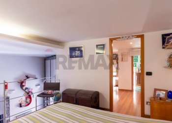 Camera / camera da letto - Trilocale Via Eurialo
 
17A, Napoli - foto 36