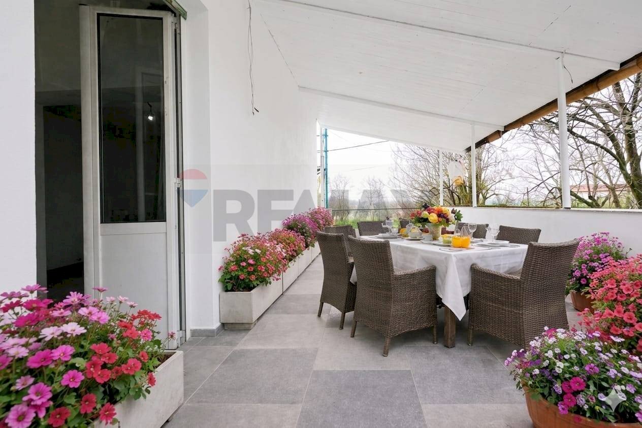 Terrazza - Quadrilocale Strada Traversante Ravadese
 
30, Parma - foto 1