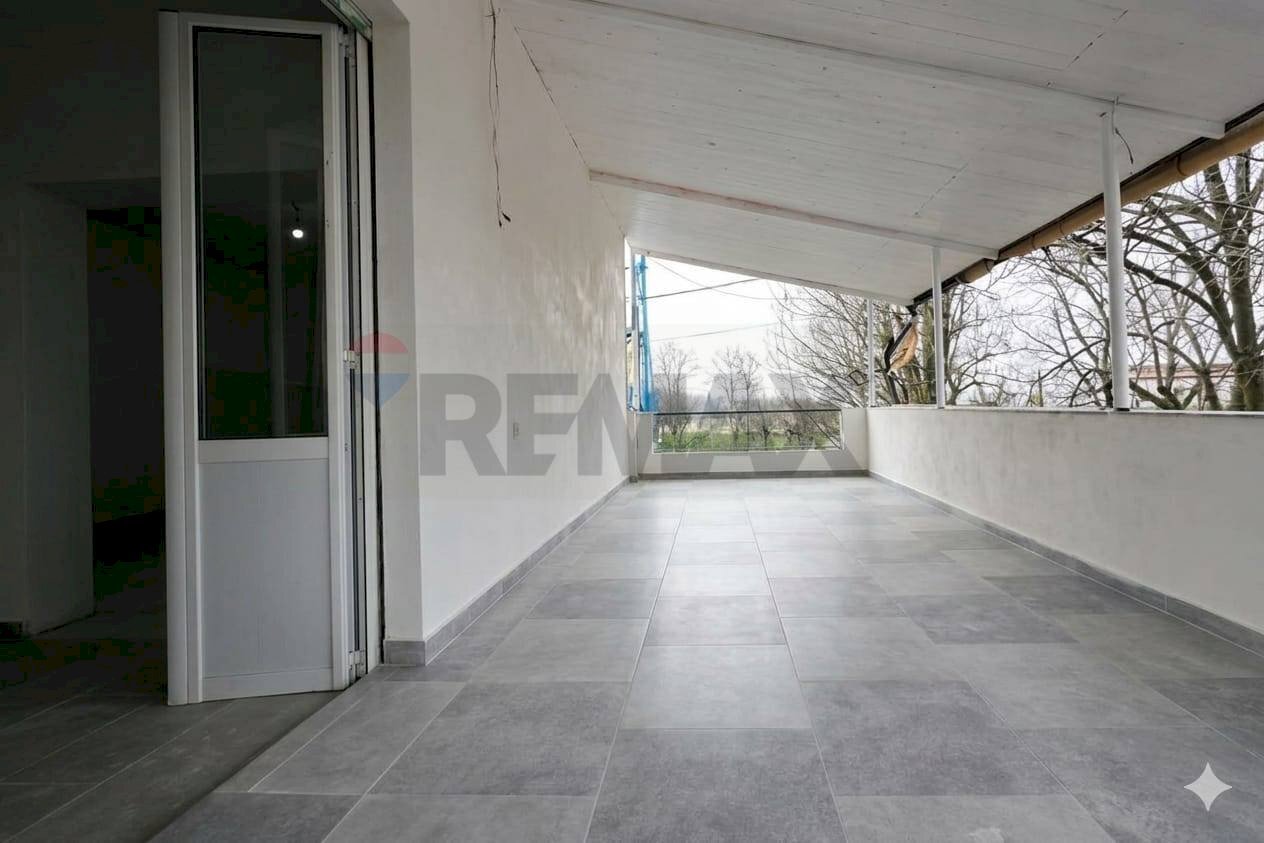 Terrazza - Quadrilocale Strada Traversante Ravadese
 
30, Parma - foto 2