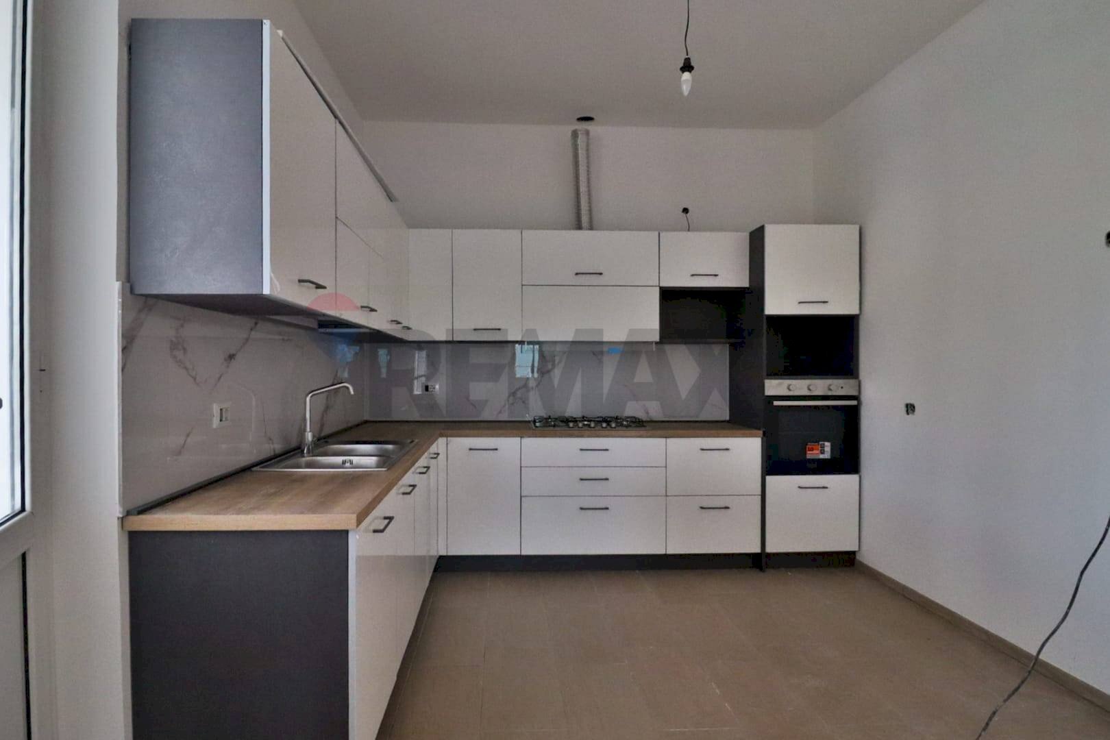 Cucina - Quadrilocale Strada Traversante Ravadese
 
30, Parma - foto 3