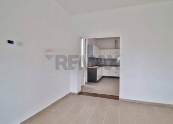 Stanza vuota - Quadrilocale Strada Traversante Ravadese
 
30, Parma - foto 5