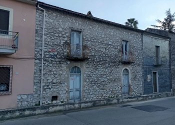 Edificio all\'aperto - Casa indipendente Santi Cosma e Damiano - foto 5