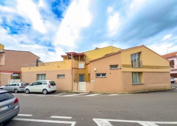 Foto 1 - Casa indipendente Via A. Gramsci
 
1, Oristano - foto 1