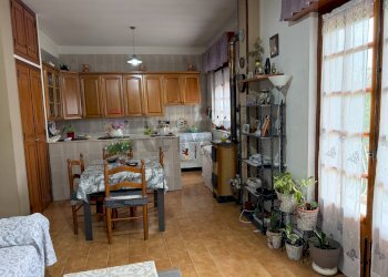 Cucina - Appartamento VIA COMUNALE RANTERIA
 
5, Santa Flavia - foto 2