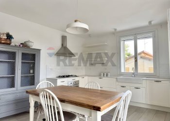 Cucina - Trilocale via Deledda
 
6, Reggio nell'Emilia - foto 3