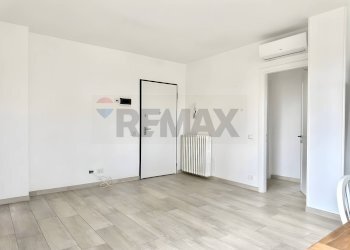 Stanza vuota - Trilocale via Deledda
 
6, Reggio nell'Emilia - foto 6