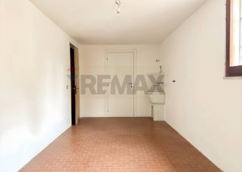 Stanza vuota - Trilocale via Deledda
 
6, Reggio nell'Emilia - foto 20