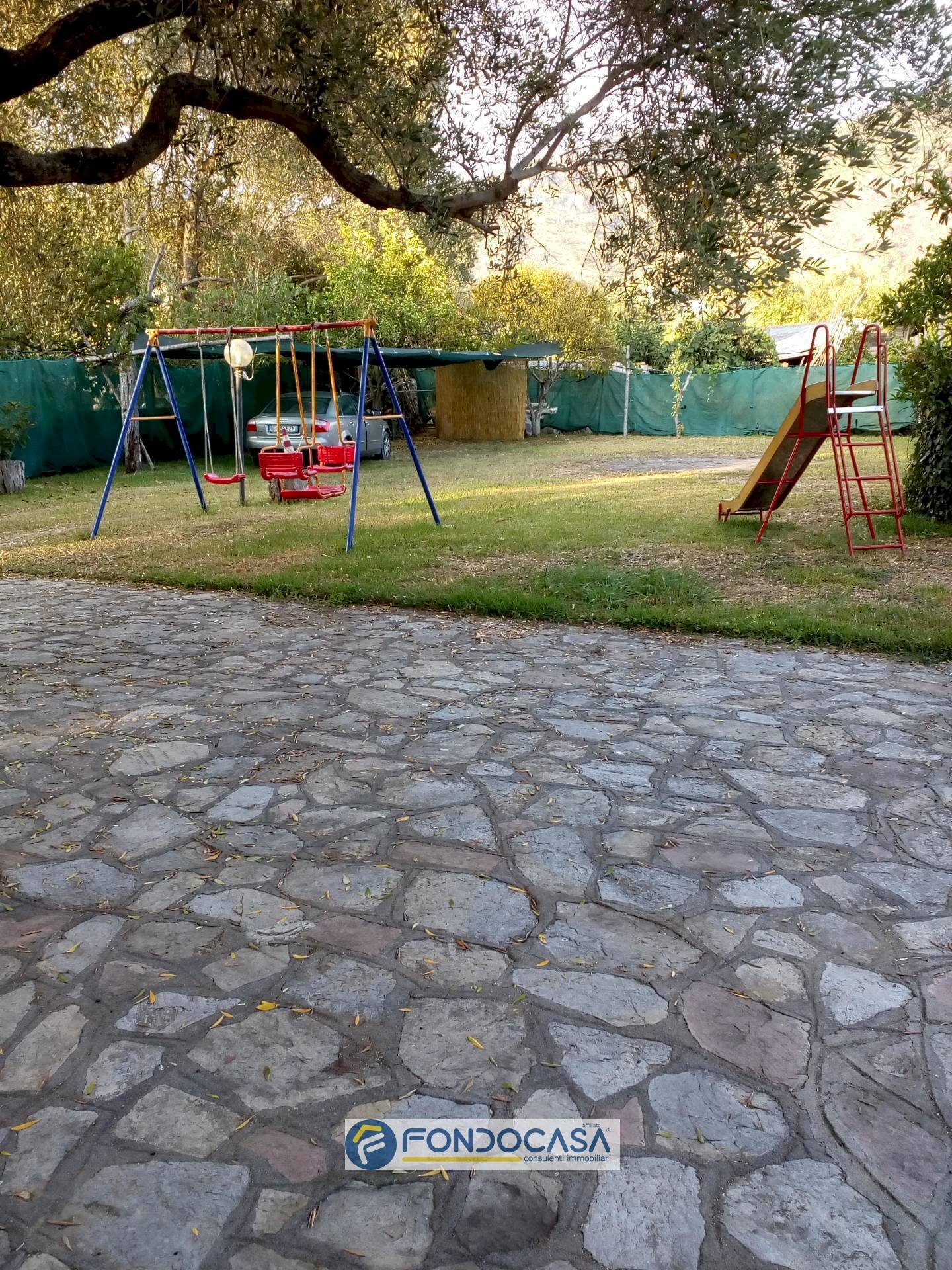 Foto 1 - Trilocale via volpara
 
10, Centola - foto 1