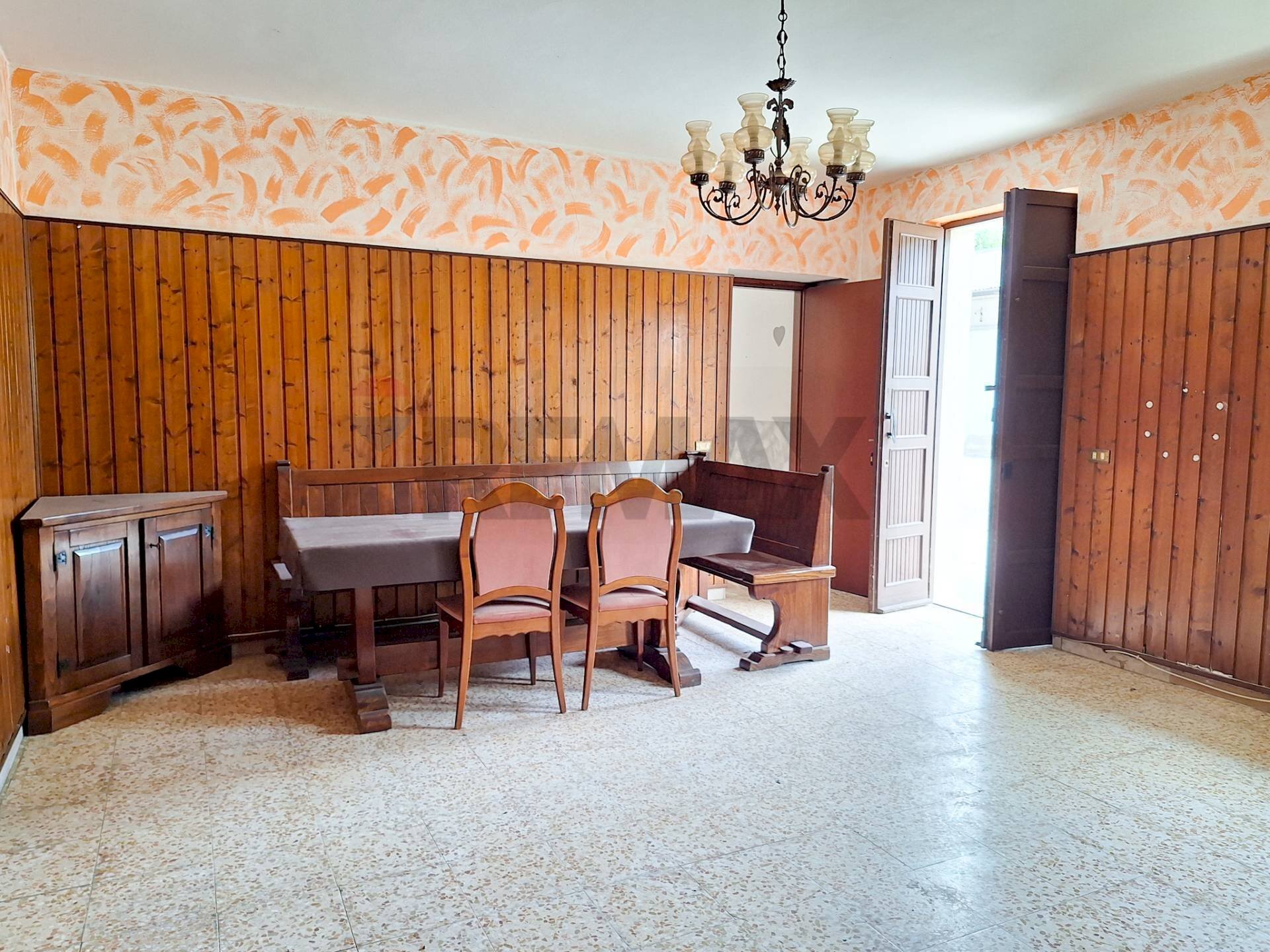 Sala da pranzo - Three-room apartment Frazione Fornaci
 
86, Fagnano Olona - photo 3