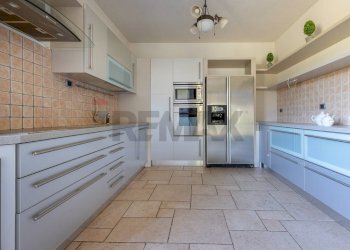 Cucina - Villa Via Roncaccio
 
4, Laveno-Mombello - foto 17