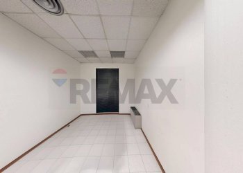 Stanza vuota - Office Via Longhin
103, Padova - photo 9