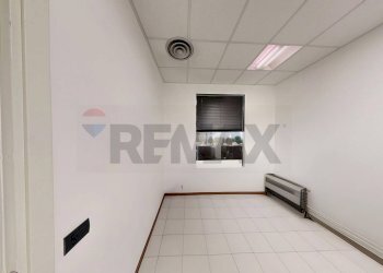 Stanza vuota - Office Via Longhin
103, Padova - photo 10