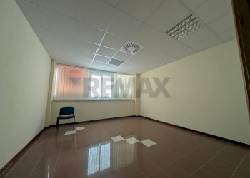 Stanza vuota - Office via sacro cuore
25, Modica - photo 6