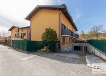 Foto 2 - Trilocale Via Pravallo
 
3, Lozza - foto 2