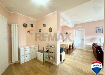 Hall / corridoio - Three-room apartment Milano - photo 5