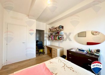 Camera / camera da letto - Three-room apartment Milano - photo 20
