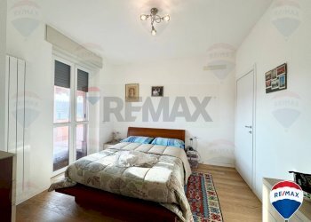 Camera / camera da letto - Three-room apartment Milano - photo 23