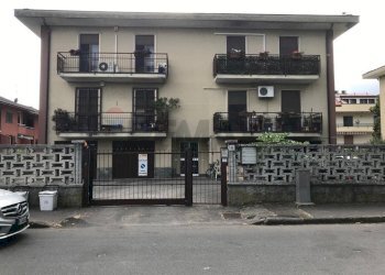 Edificio all\'aperto - Box Via Dei Fiori
 
6, Lacchiarella - foto 1