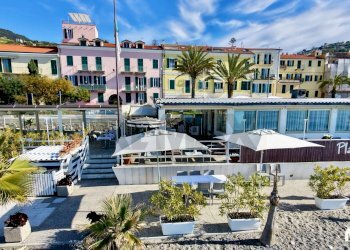 Edificio all\'aperto - Commercial Premises via XX settembre
 
153, Ospedaletti - photo 9
