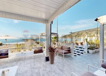 Terrazza - Commercial Premises via XX settembre
 
153, Ospedaletti - photo 16