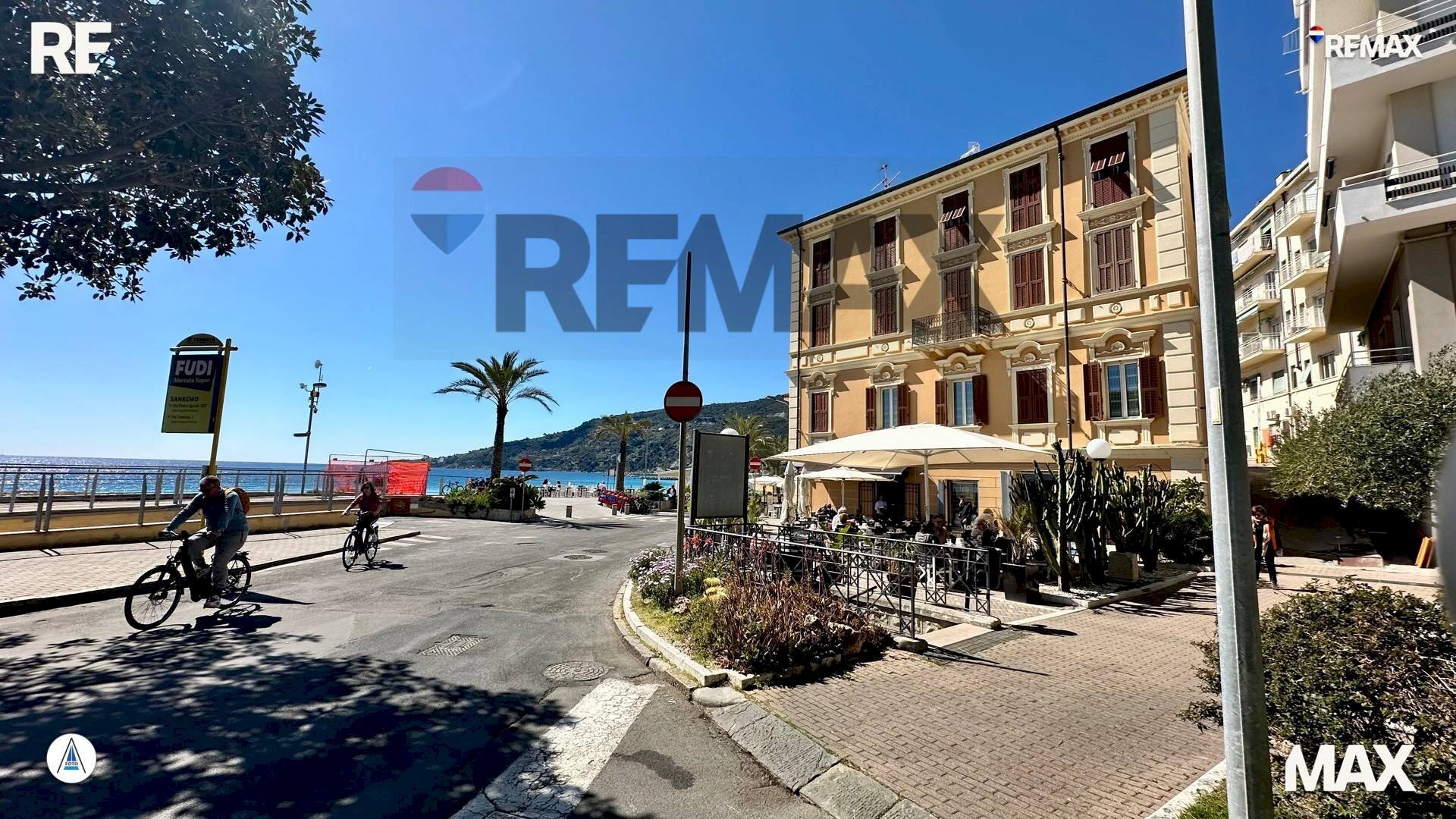 Edificio all\'aperto - Cafeteria - Cold Bar piazza IV Novembre
 
1, Ospedaletti - photo 1