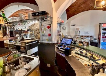 Cucina - Bar Tavola Calda - Fredda piazza IV Novembre
 
1, Ospedaletti - foto 17