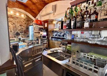 Dispensa di stoccaggio - Bar Tavola Calda - Fredda piazza IV Novembre
 
1, Ospedaletti - foto 18