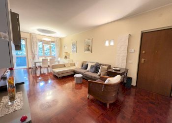 Foto 1 - Trilocale via Guida Rossa
 
2/B, Bussero - foto 1