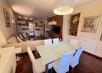 Foto 3 - Trilocale via Guida Rossa
 
2/B, Bussero - foto 3