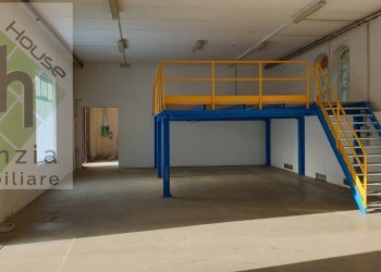 Foto 3 - Stabile - Palazzo VIA VECCHIA
 
47, Pieve di Bono-Prezzo - foto 3