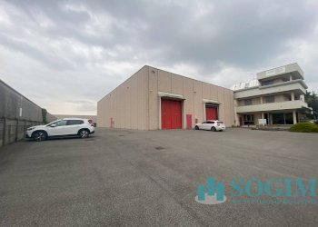 Foto 7 - Capannone Via Virgilio
 
6, Giussano - foto 7