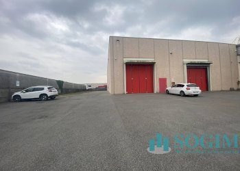 Foto 14 - Capannone Via Virgilio
 
6, Giussano - foto 14