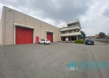 Foto 15 - Capannone Via Virgilio
 
6, Giussano - foto 15