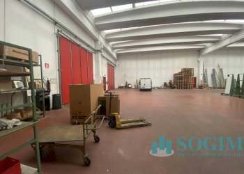 Foto 43 - Capannone Via Virgilio
 
6, Giussano - foto 43