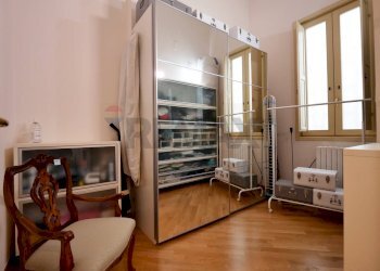 Camera / camera da letto - Trilocale Via Scipione Crisanzio
 
98, Bari - foto 13