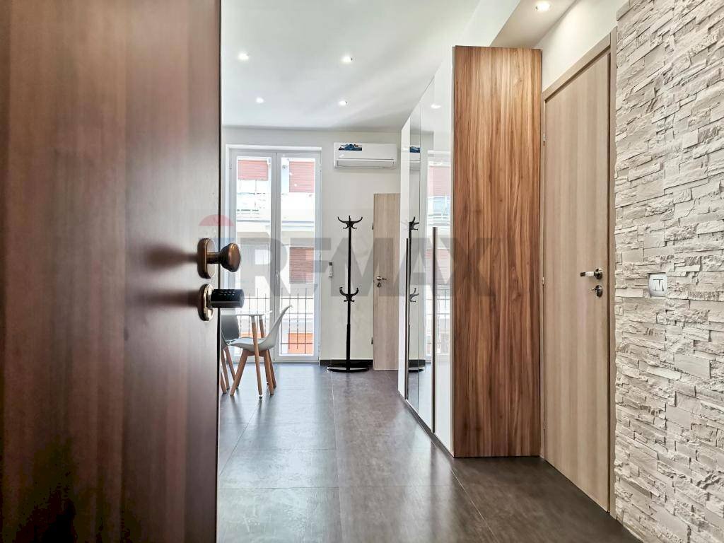 Hall / corridoio - Trilocale Via Dante Alighieri
 
467, Bari - foto 2