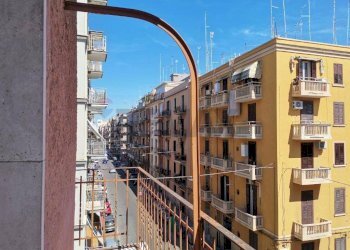 Edificio all\'aperto - Trilocale Via Dante Alighieri
 
467, Bari - foto 1