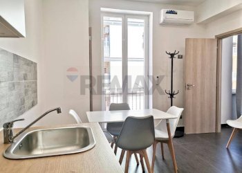 Sala da pranzo - Trilocale Via Dante Alighieri
 
467, Bari - foto 4