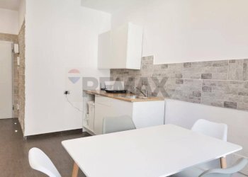 Sala da pranzo - Trilocale Via Dante Alighieri
 
467, Bari - foto 6