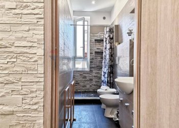 Bagno - Trilocale Via Dante Alighieri
 
467, Bari - foto 17