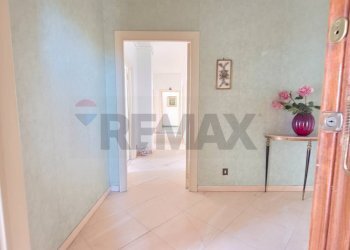 Hall / corridoio - Apartment Napoli - photo 5