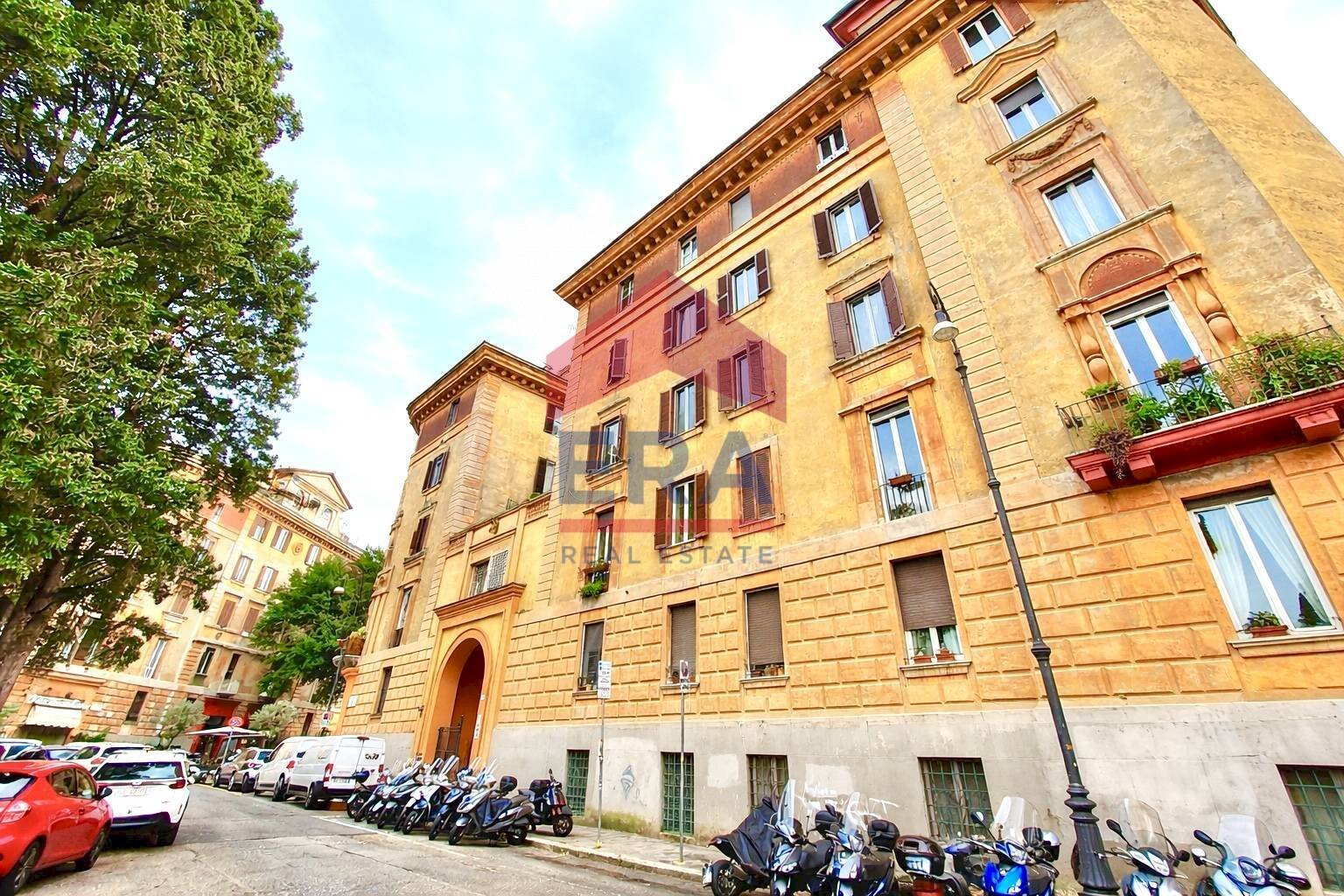ESTERNO EDIFICIO - Appartamento Piazza Melozzo Da Forli', Roma - foto 1