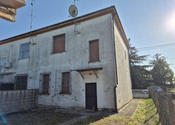 Foto 3 - Independent house Via Antonio E Nicolo' Beccari
 
48, Ferrara - photo 3