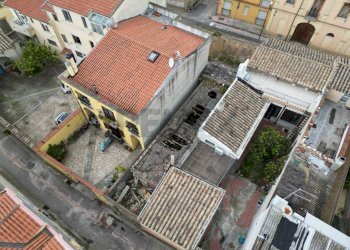 Edificio all\'aperto - Casa semi indipendente Vicolo secondo Villafranca
 
15, Selargius - foto 9