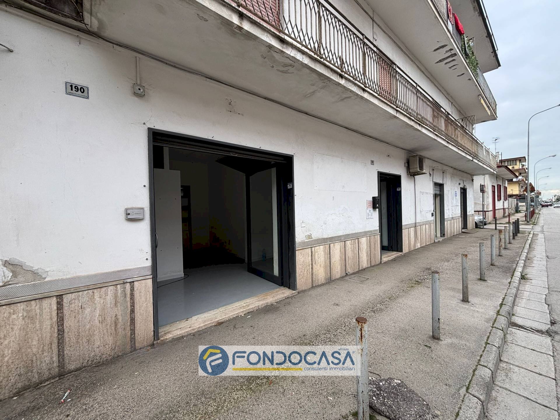 Foto 1 - Commercial Activity corso michelangelo sant'antimo
 
192, Sant'Antimo - photo 1