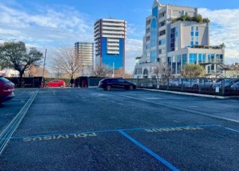 Posto macchina - Monolocale via Aldo Moro, Brescia - foto 39